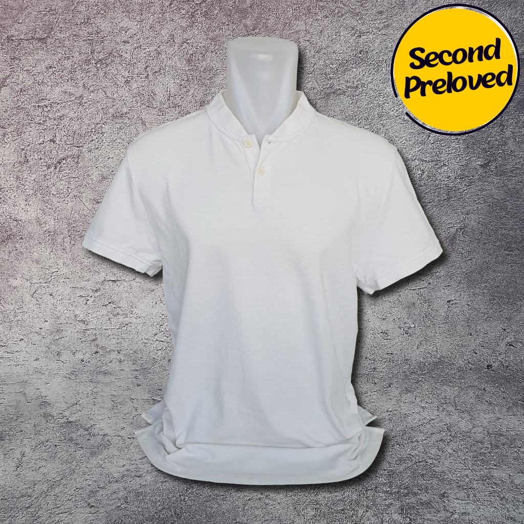 Baju Kaos Polo CALVIN CK - Size S / Lebar 48 cm - Original - Second