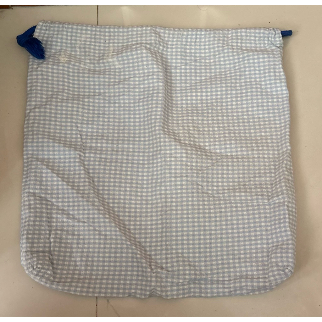 pouch besar tas serut serbaguna gingham baby blue bahan timbul