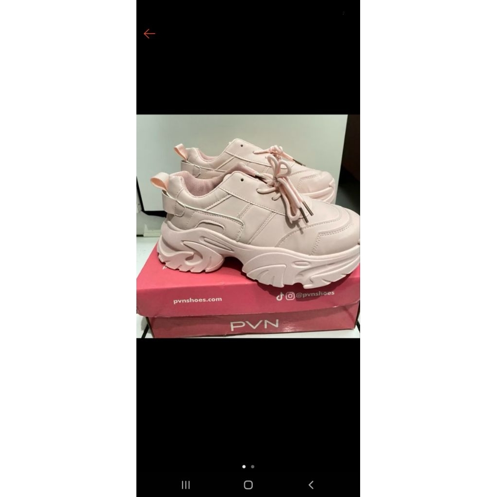 sepatu pink pvn/sendal wedges hitam