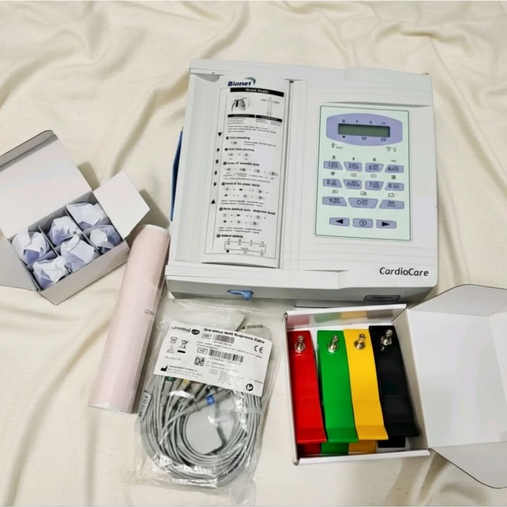 EKG 12 CHANNEL BIONET CARDIOCARE2000 (Second Condition)