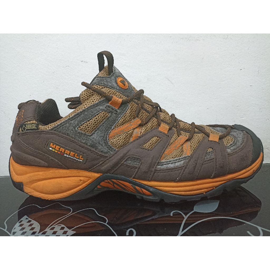 Sepatu Second Ori - Outdoor Merrell Size 43