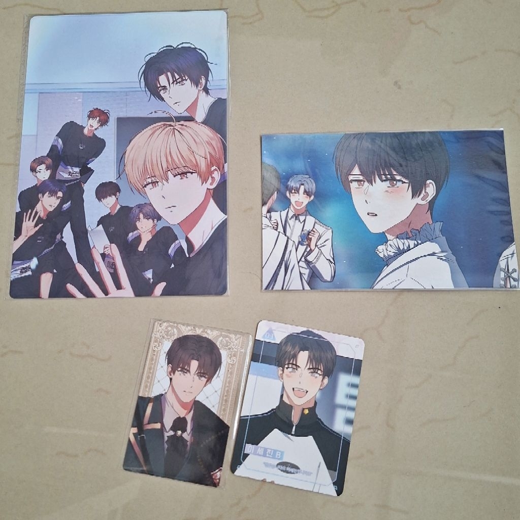 official merch eceran TeStar manhwa Debut or Die (BACA DESK)