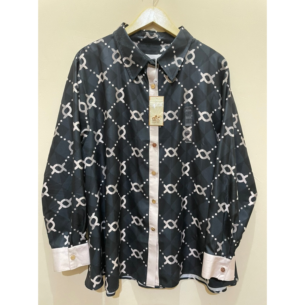 READY NEW(minor) Wearing Klamby Monogram Calya Shirt-Sable 3XL