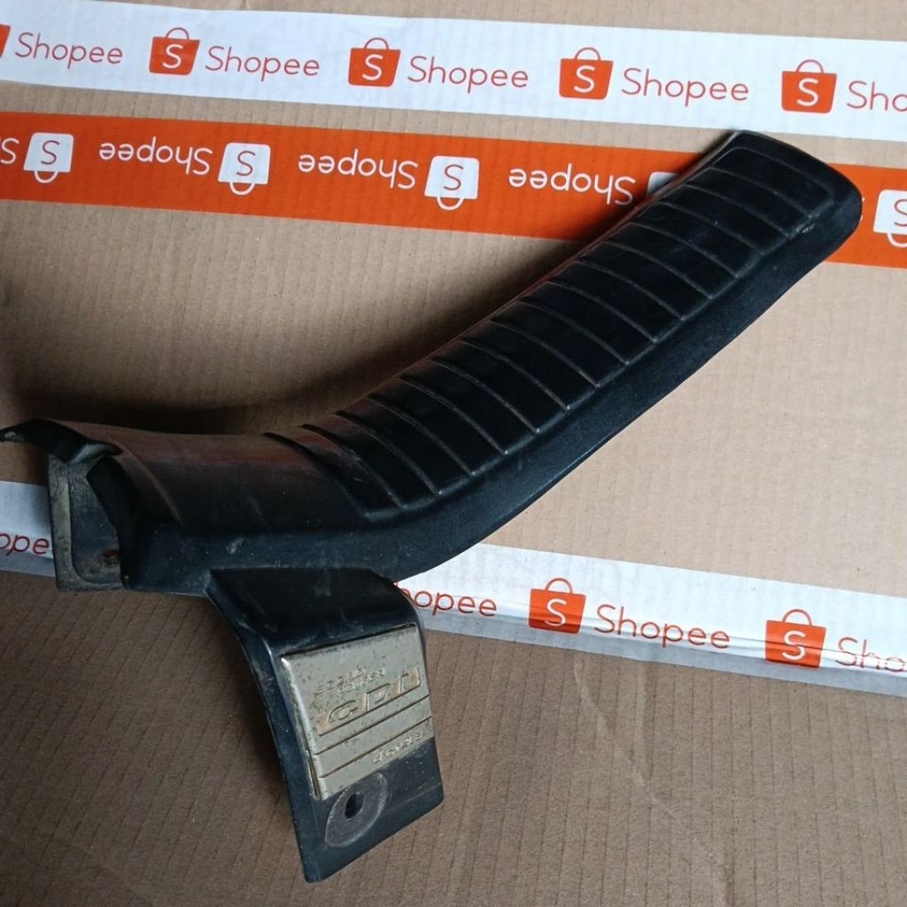 PELANA KARET DEK SAYAP TENGAH ASTREA PRIMA Second Original KARET BANDO CENTER PRIMA100