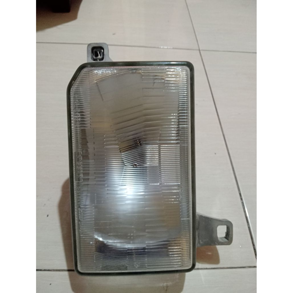 lampu depan headlamp Nissan Terrano th 97-2001 all tipe asli Nissan second