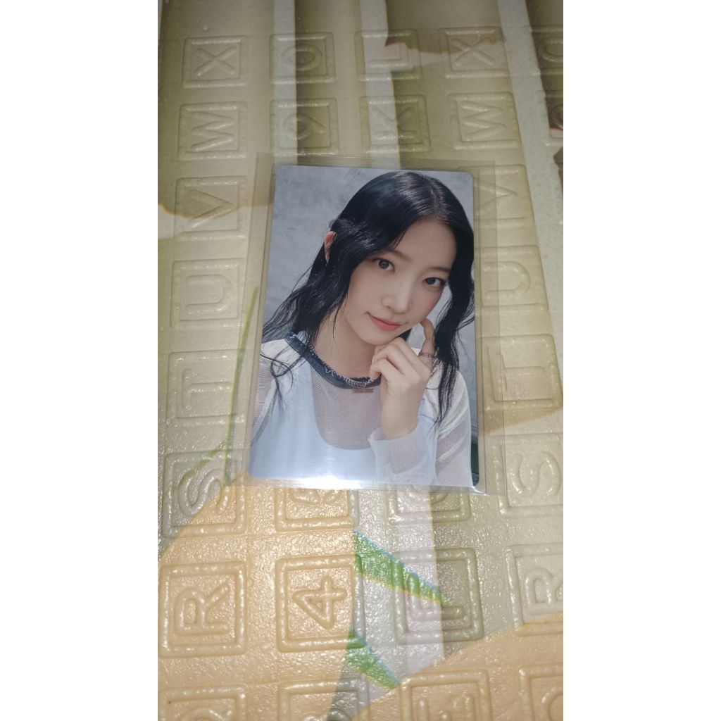 KAZUHA PHOTOCARD JP OFFICIAL