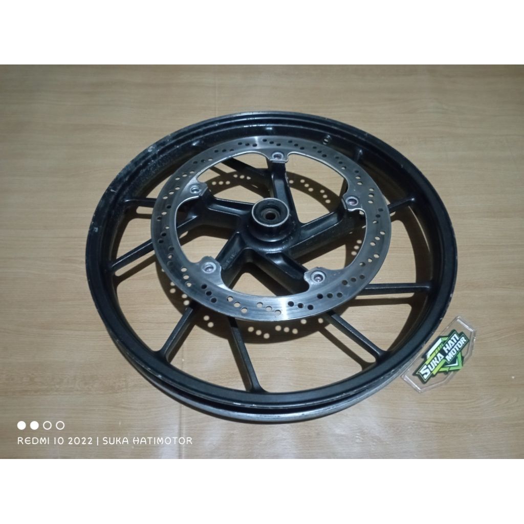Velg Depan Suzuki Satria fu Original.