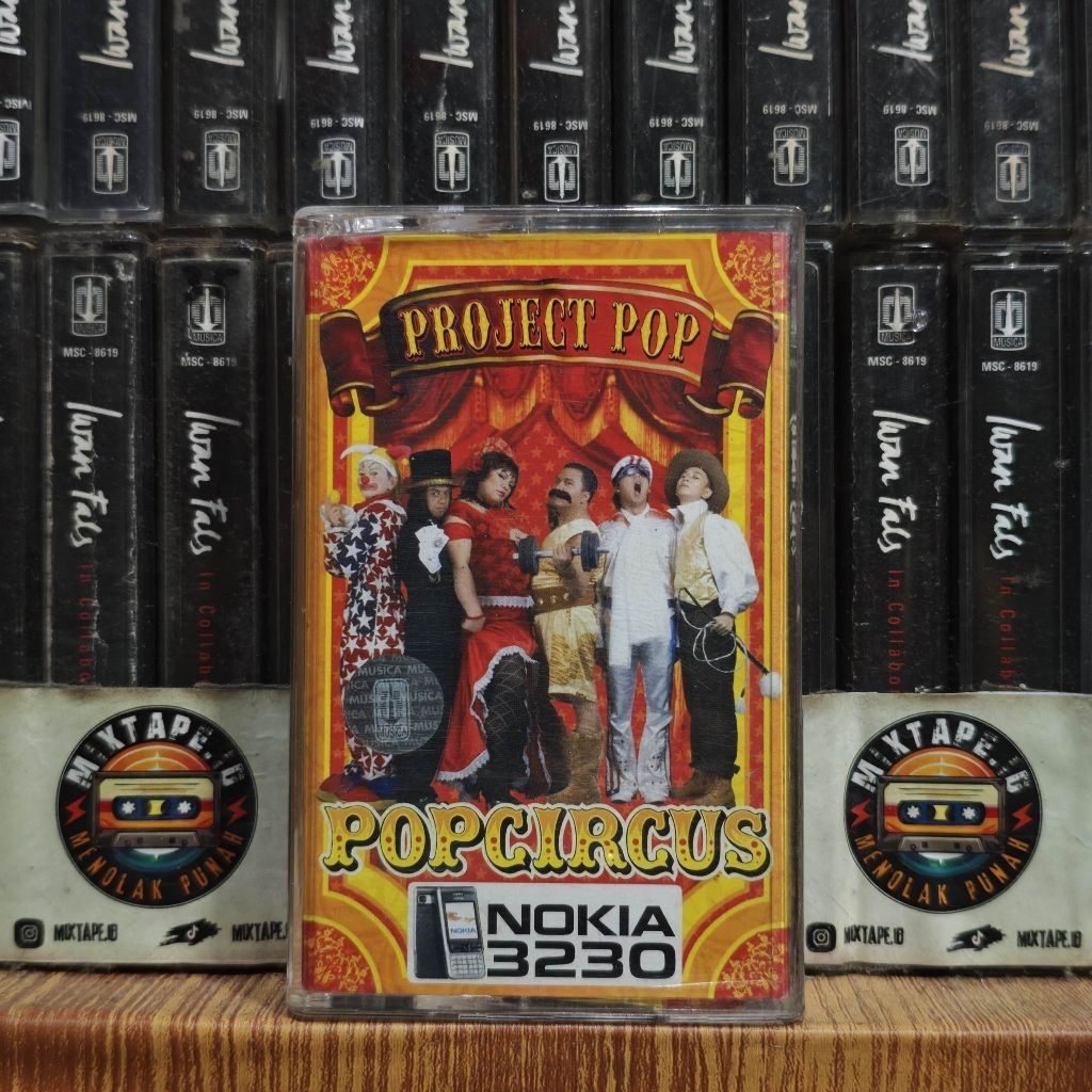 Kaset - Project Pop - Circus - Kaset Pita - Radio Tape - Radio - Pemutar Kaset - Retro - Classic - C