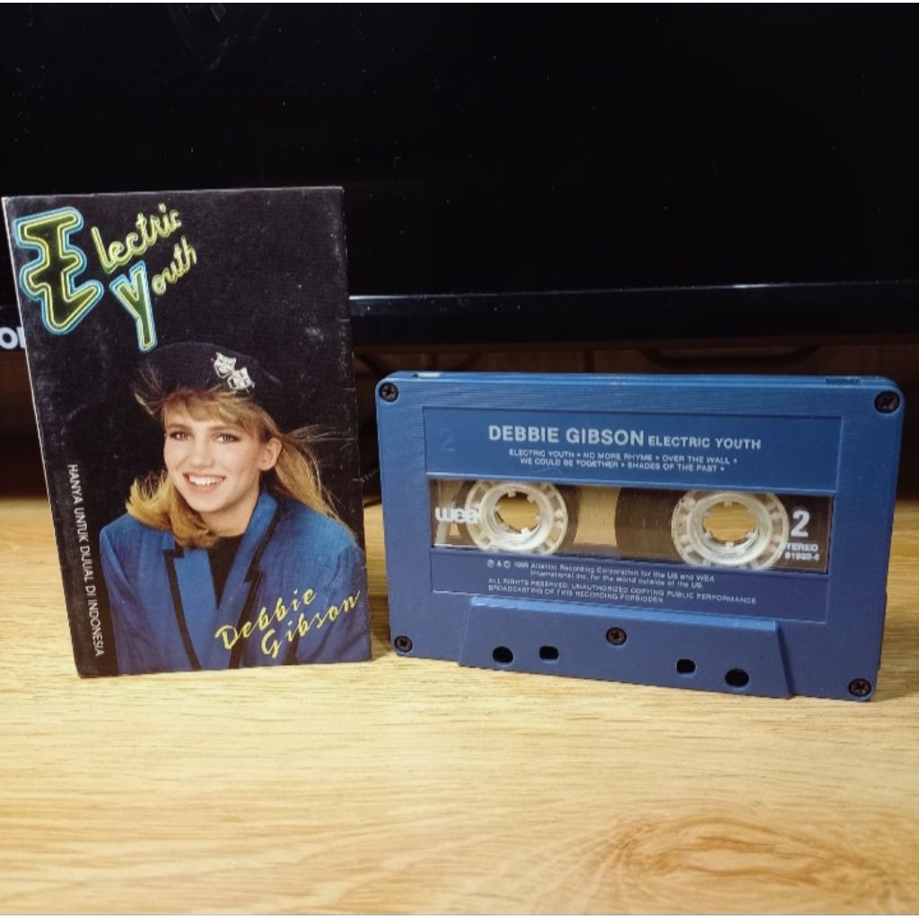 Kaset Debbie Gibson - Electric Youth