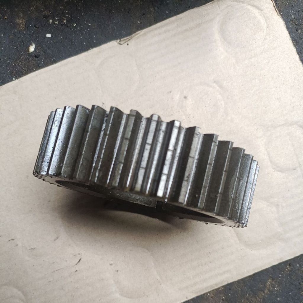 Gigi krek as gigi as kruk Mitsubishi fuso 6D14, 6D15 copotan mesin