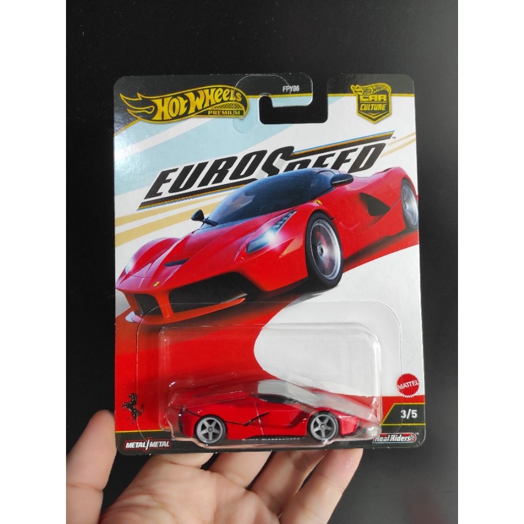 Hotwheels LaFerari Premium