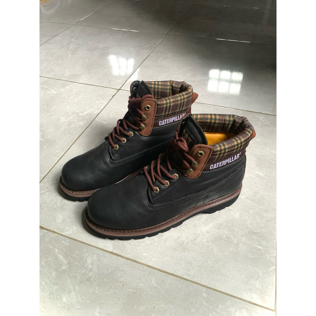 Sepatu boots Caterpillar second Size 44