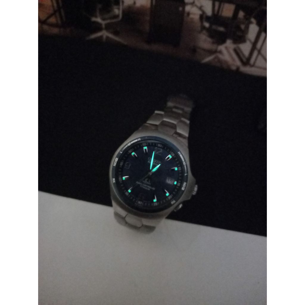 jj03391 jam tangan citizen atessa eco drive radio controlled titanium