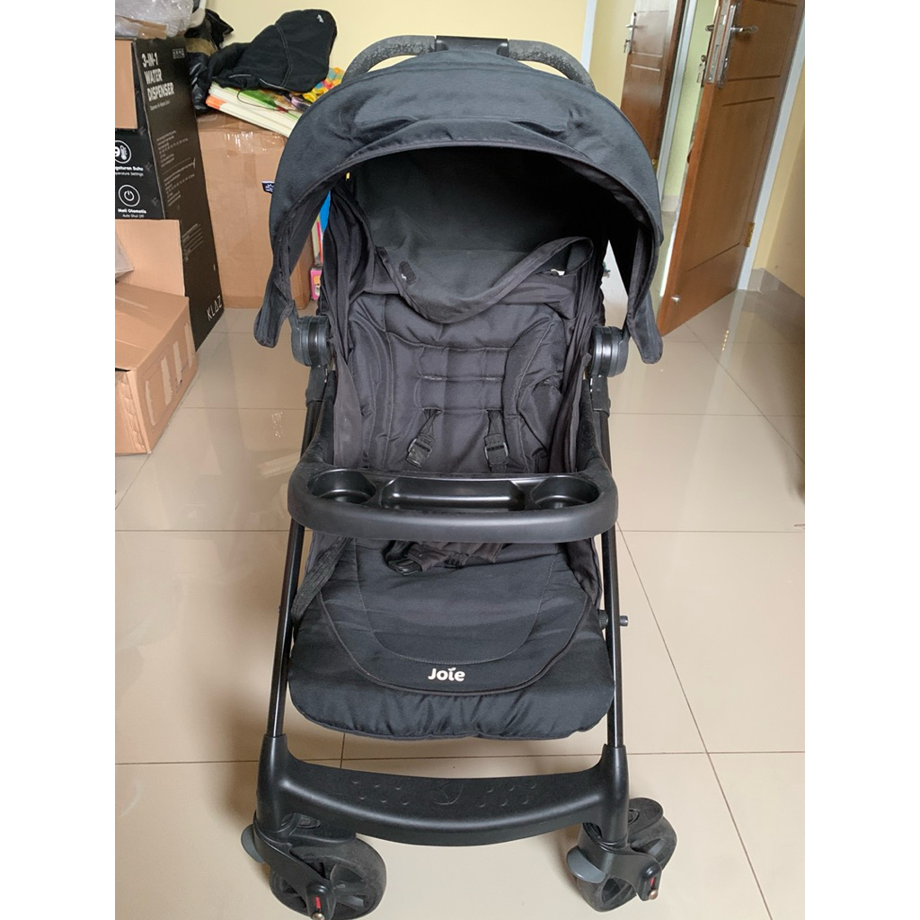 Preloved Stroller Joie LX Muze Hitam