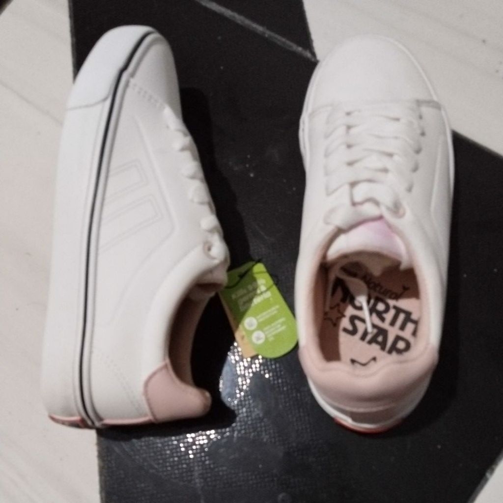 (NEW ) SALE Sepatu North Star by BATA