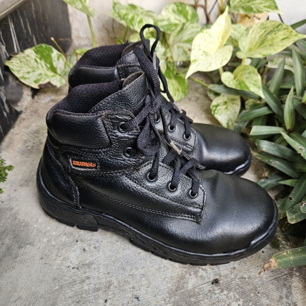 sepatu safety second krusher size 40(25cm)