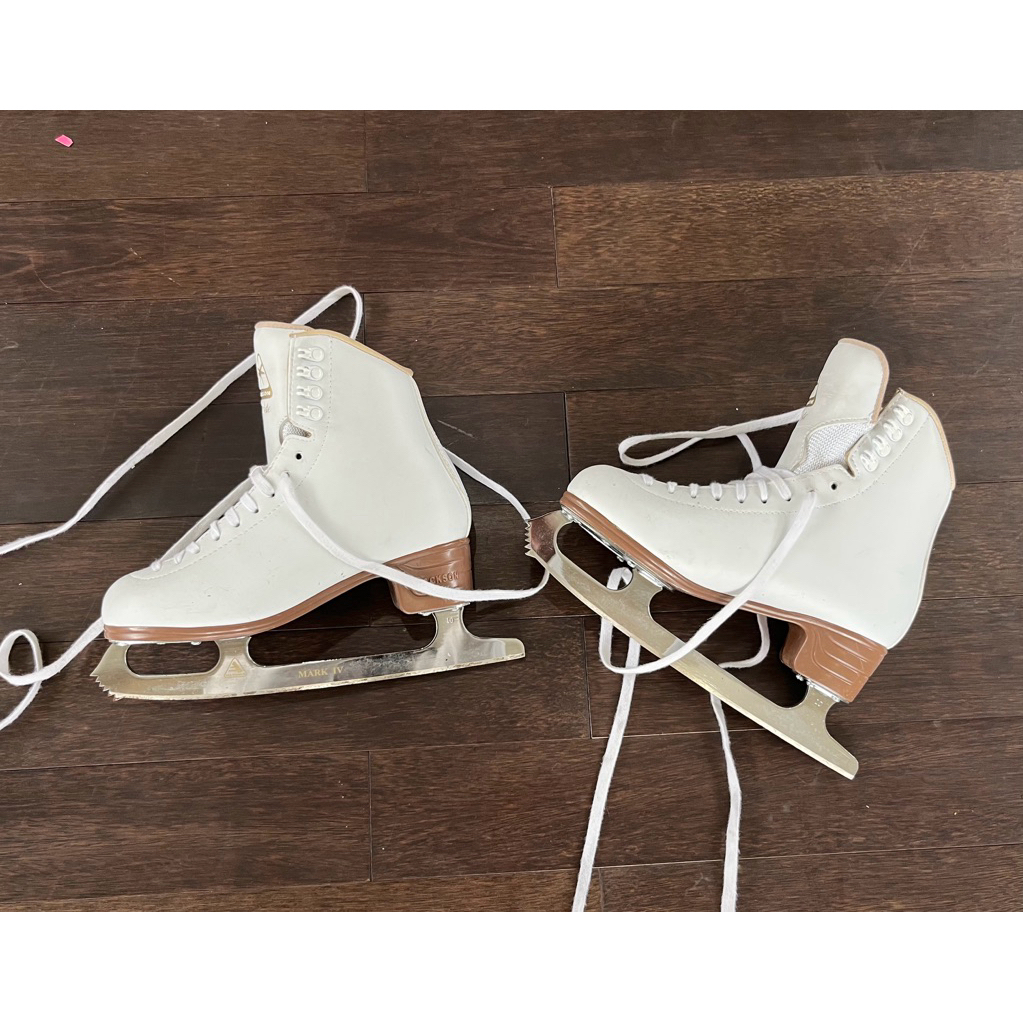 Jackson Artiste Ice Skating Shoes Sepatu Size 37.5 ( Size 7 ) white series
