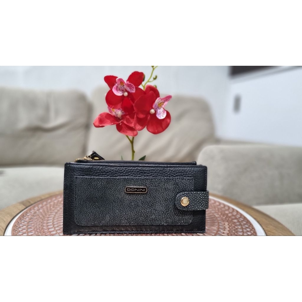 Dompet Donini