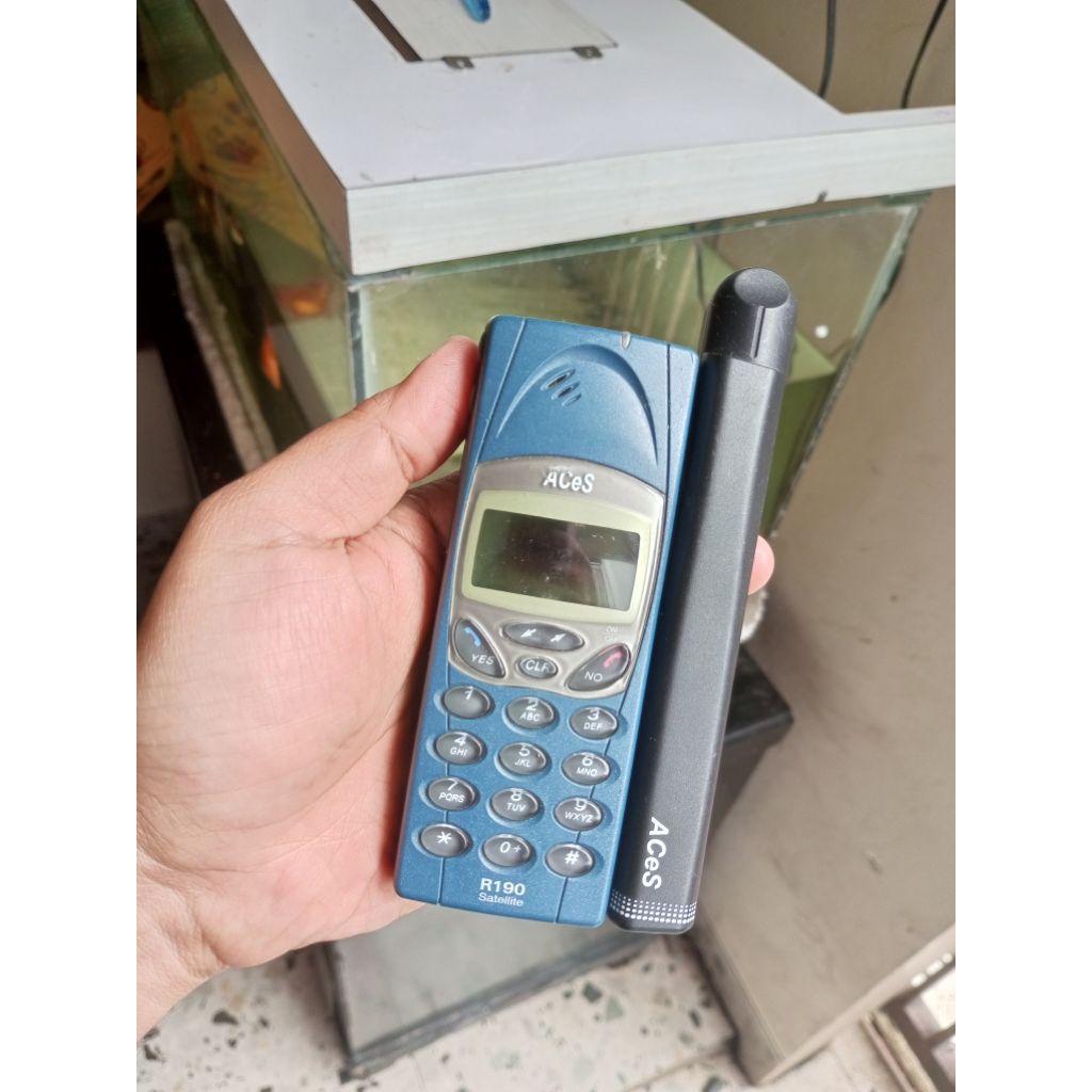 Ericsson r190 satelite bahan bangunan