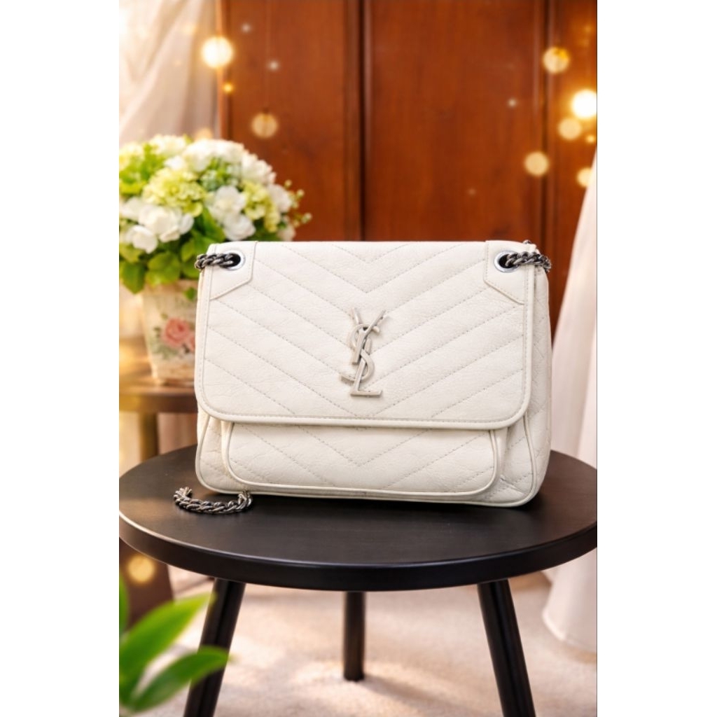 TAS YSL MIRROR PREMIUM – PRELOVED (Castage)