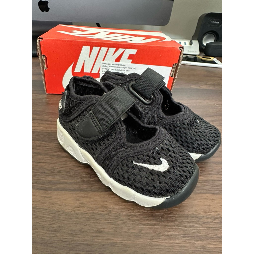 preloved nike air rift infant baby size 5C