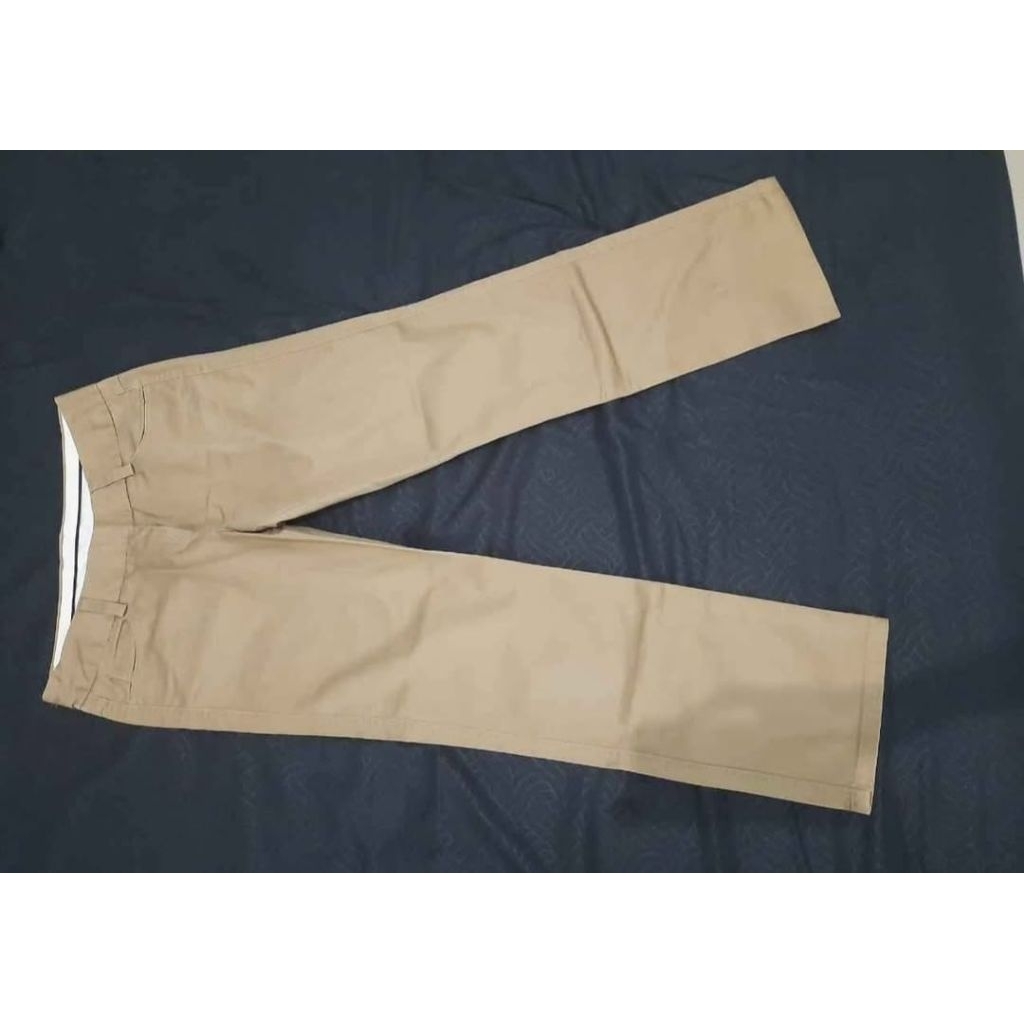 Celana wanita merk Giordano