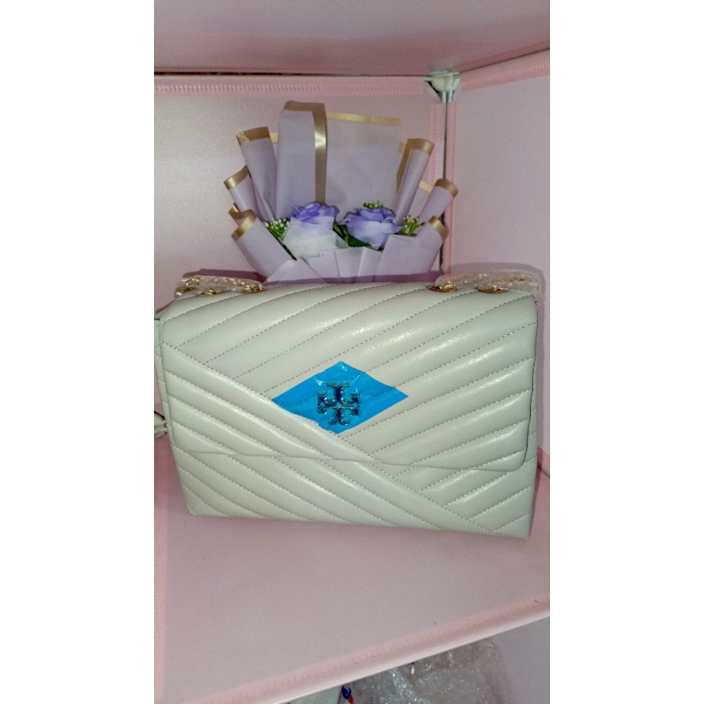 Tas wanita TB Abu Kira Chevron