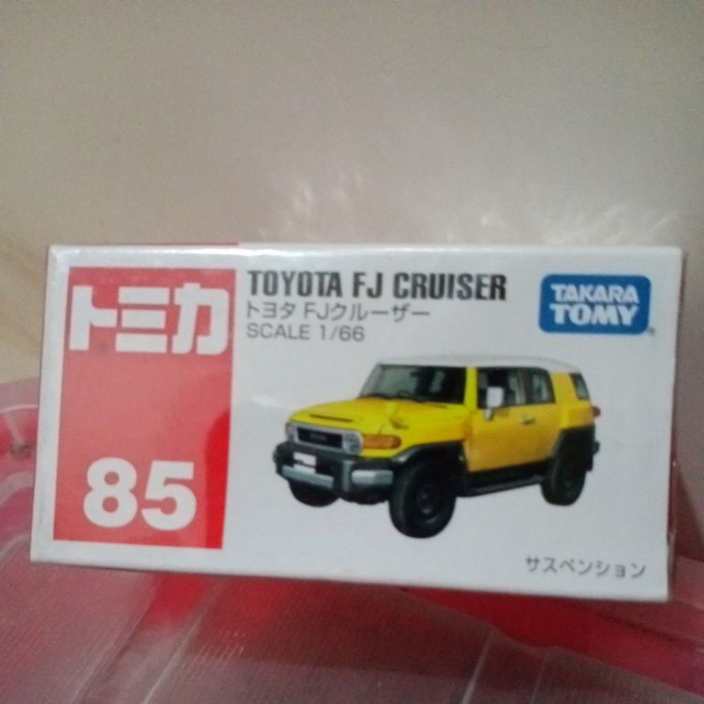 Tomica Toyota FJ Cruiser kuning Takara Tomy