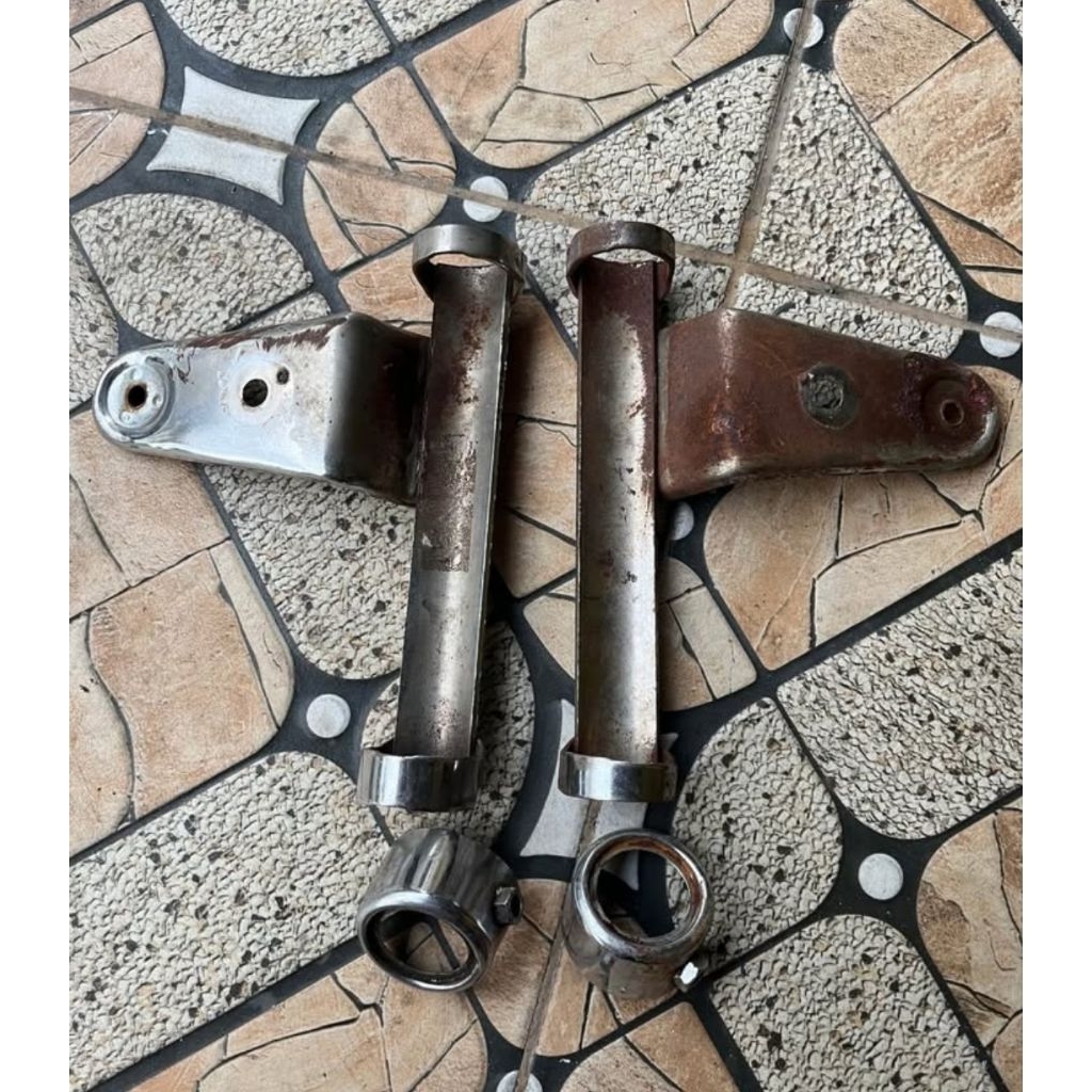 braket lampu rx king