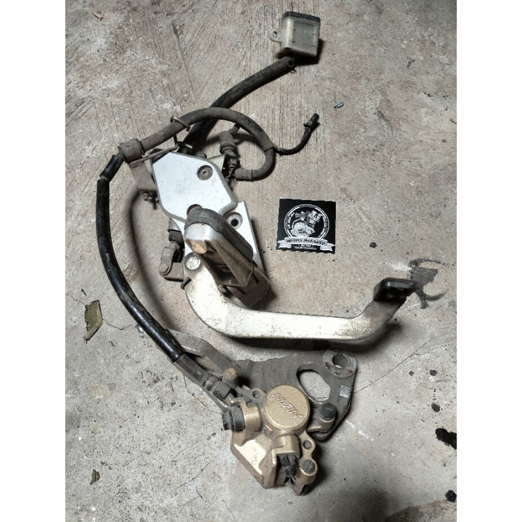 PENGERAMAN BELAKANG SET STEP VIXION NEW SECOND ORIGINAL
