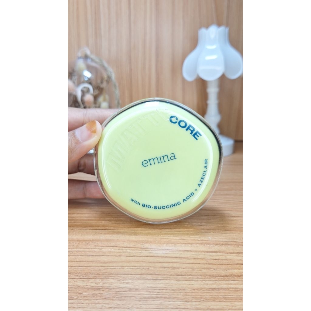 Emina Matte 3in1 Skincare Cushion (shade N02 AMBER)