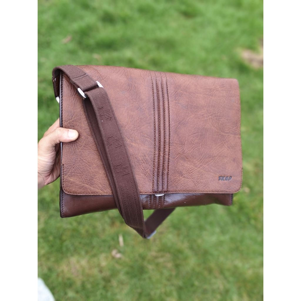 SLING BAG POSTMAN SKAP KULAS KULIT ASLI PL