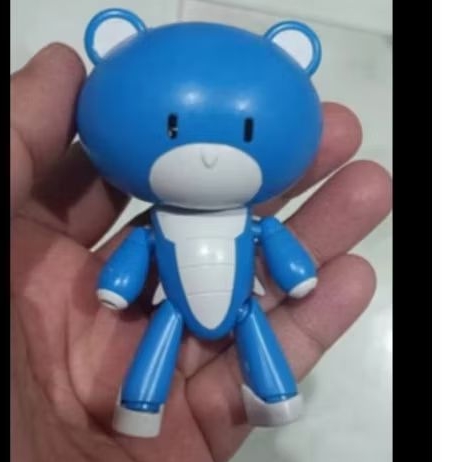 mainan figure mini gundam