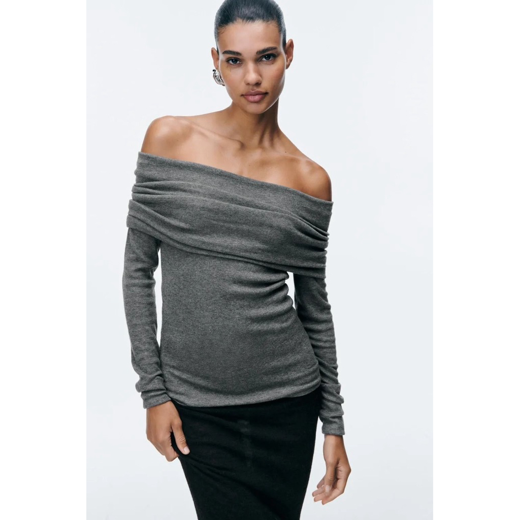 ZARA - Off Shoulder Knit Wol Tops Size M