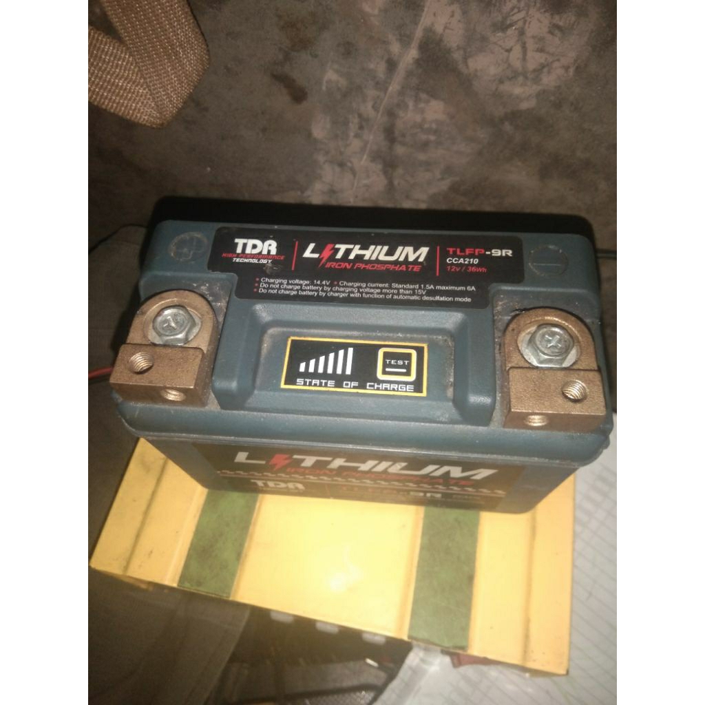 AKI TDR LITTIUM 9R ( 12v /36 wh )
