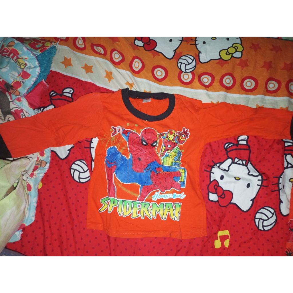 baju dan celana anak motif Spider-Man preloved