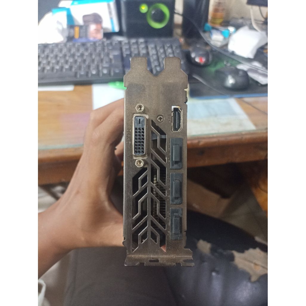 VGA CARD RX570 ASROCK PHANTOM GAMING