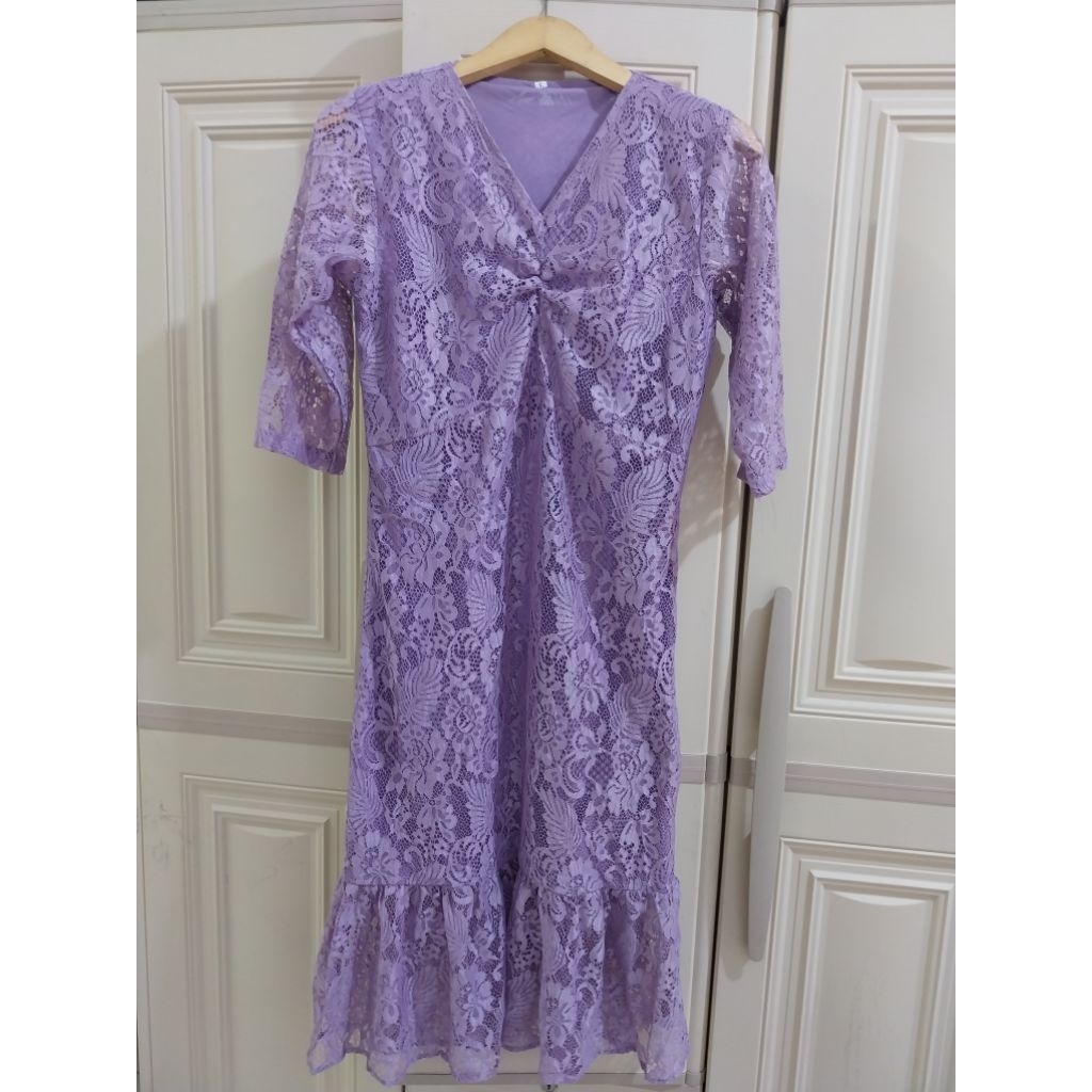 Dress brokat ungu muda