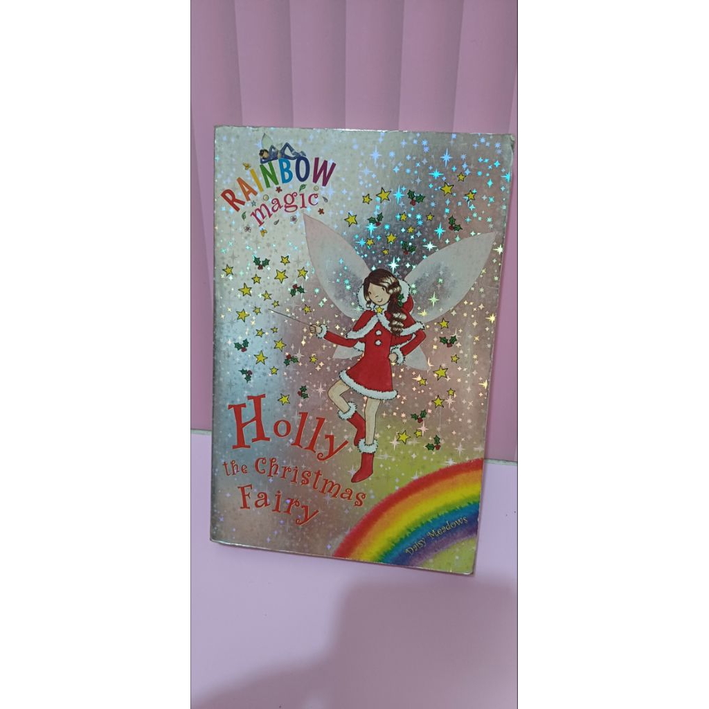 Novel Rainbow Magic Holly of Chrismas Fairy