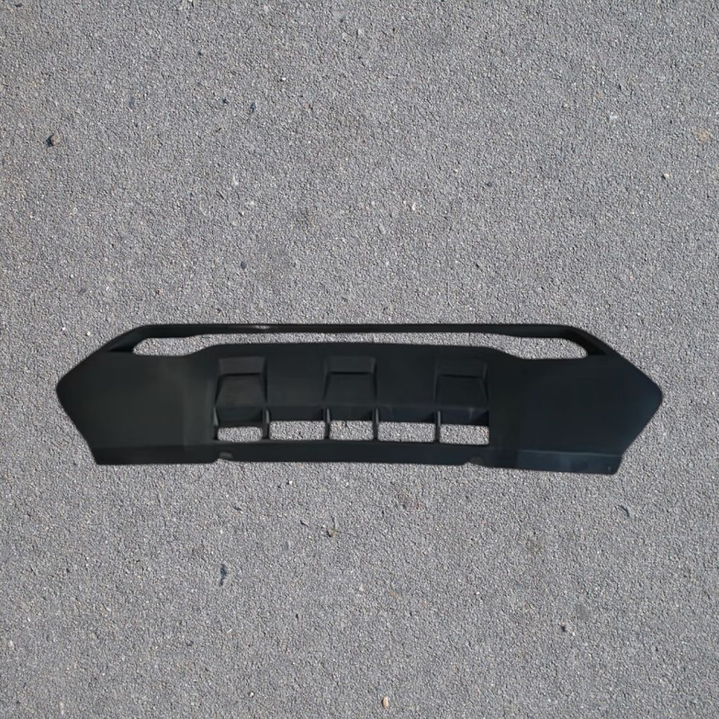 Front Bumper Guard Spoiler Bumper Depan Pajero
2021-2023