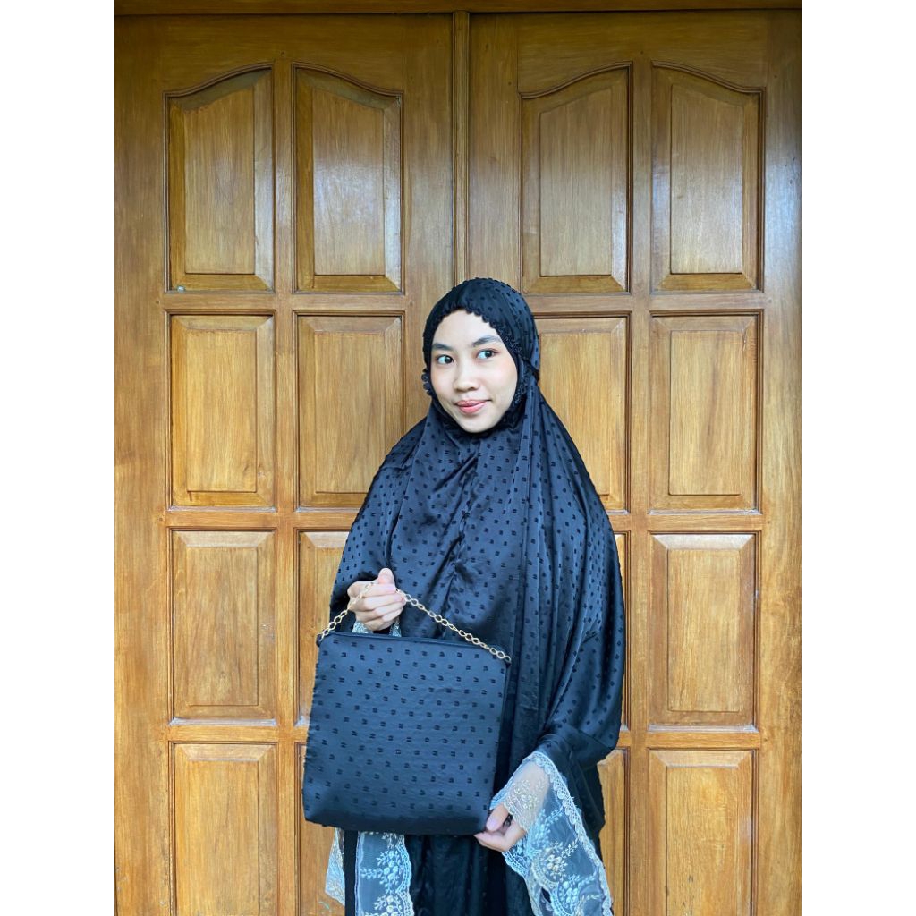 mukena silk motif timbul renda pinggir_Hitam_Coksu_Hijau_Pink