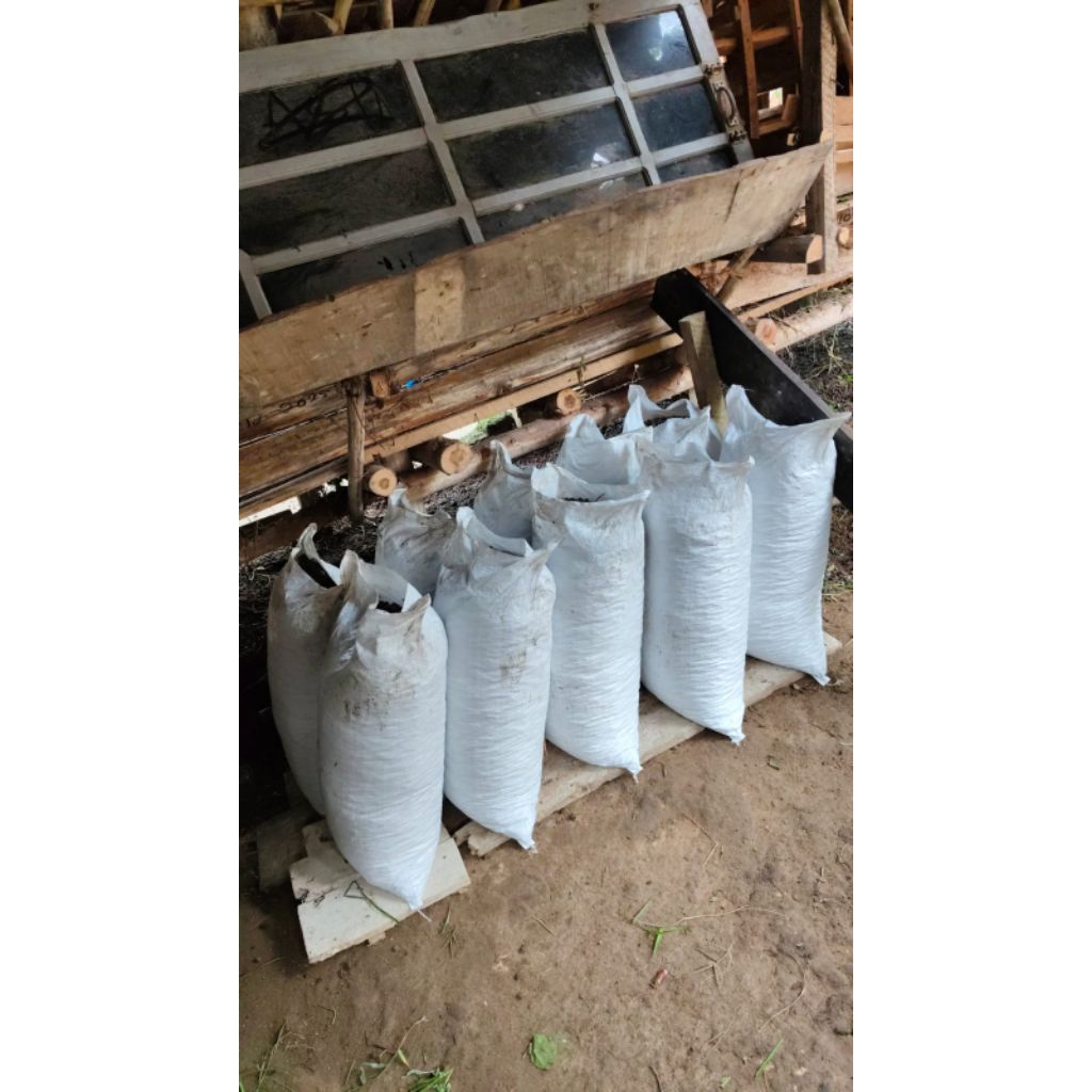 Kohe Kambing (kotoran kambing). ukuran karung 20kg