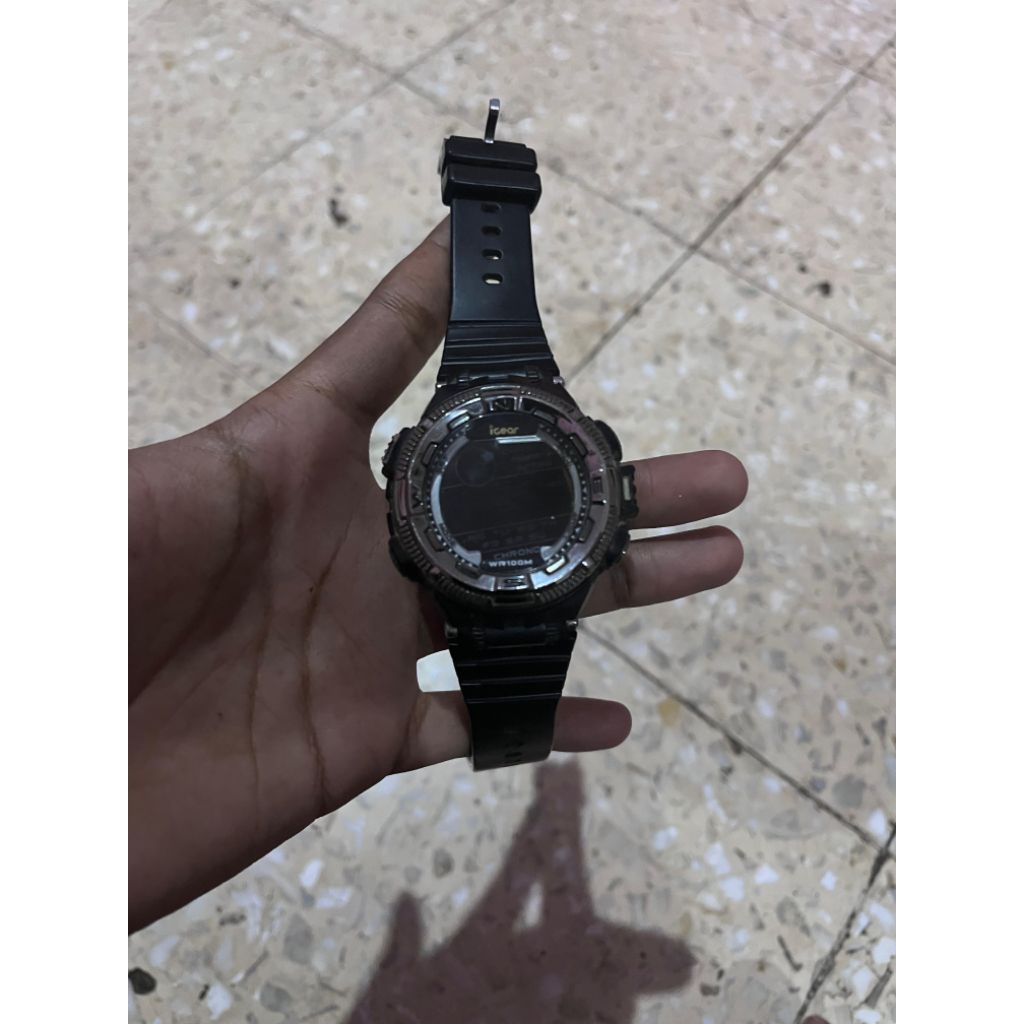 i-Gear watch WR 100 M  untested ( mati )