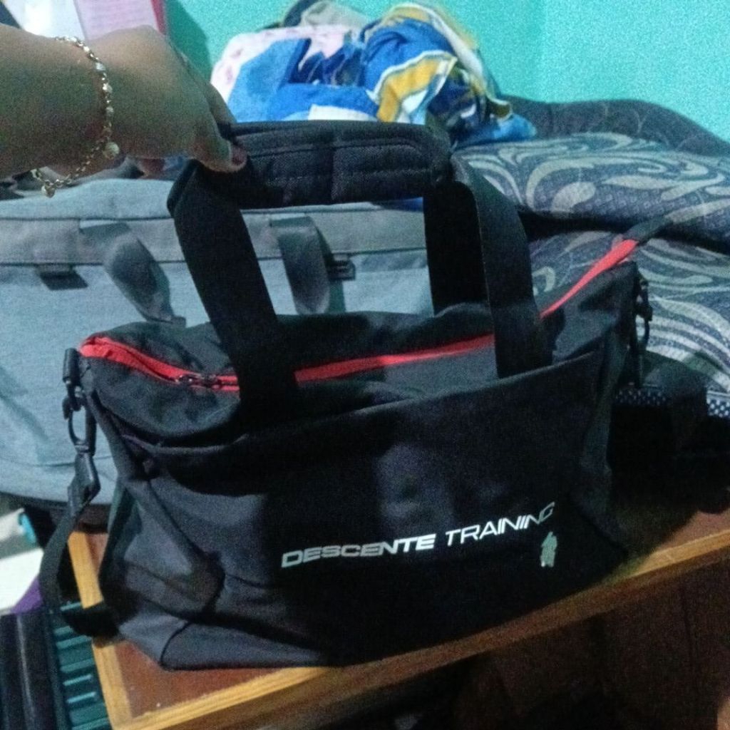 descente duffle bag