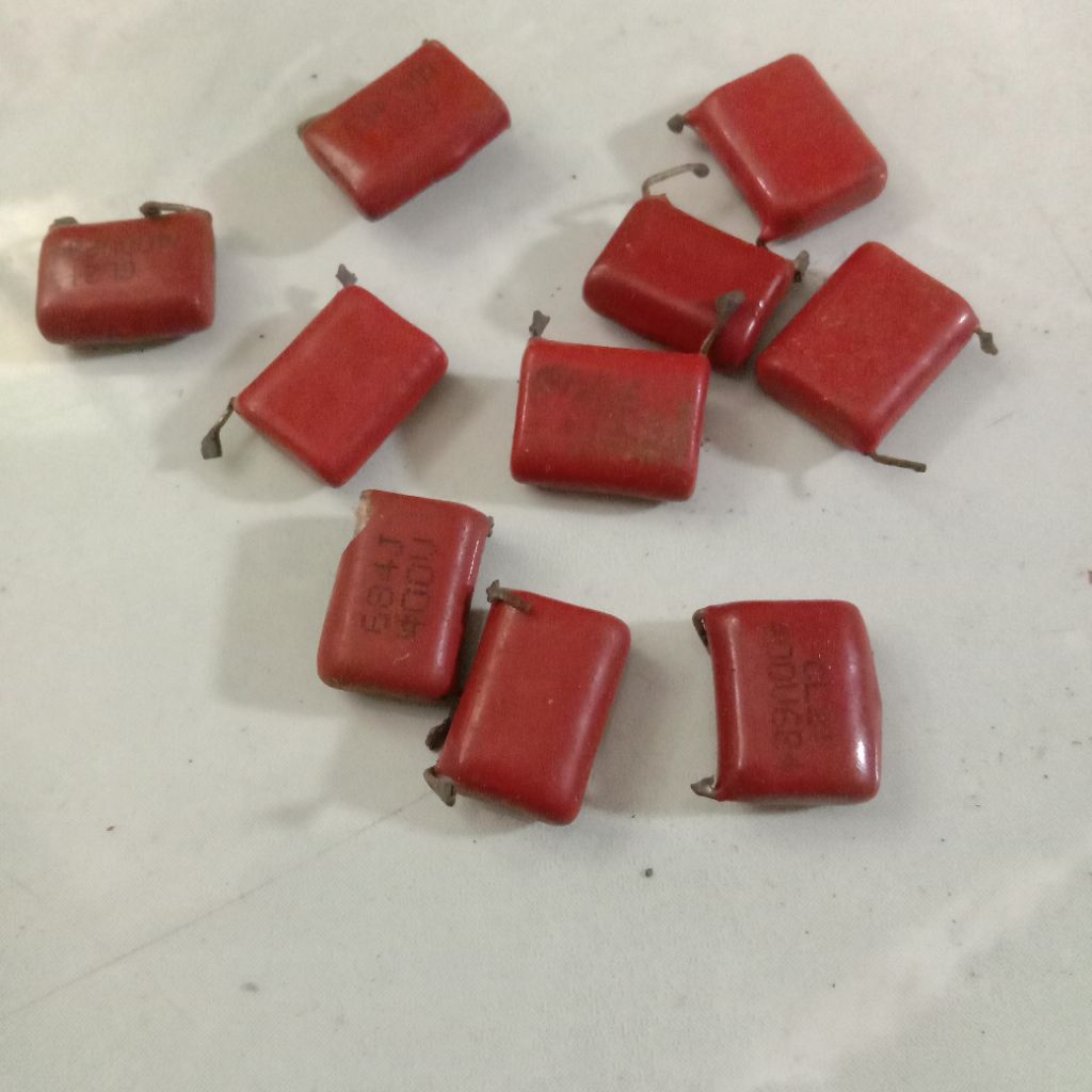 Kapasitor Milar 684j-400v ready