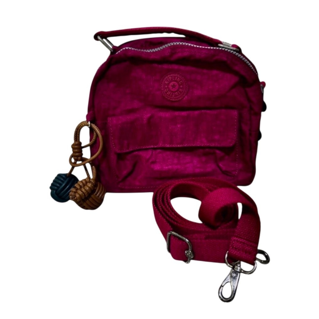(Preloved) Kipling Puck Versatile maroonidr240.000
