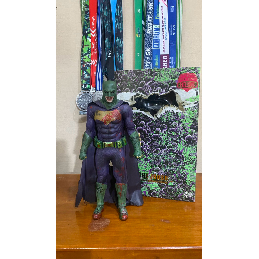 Hot Toys Batman Impostor Exclusive