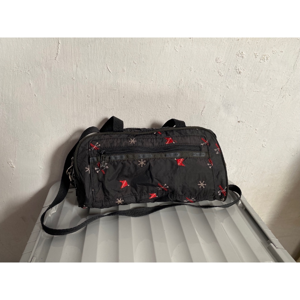 tas hand bag sling wanita cewe brand Lesportsac canvas tebal hitam preloved