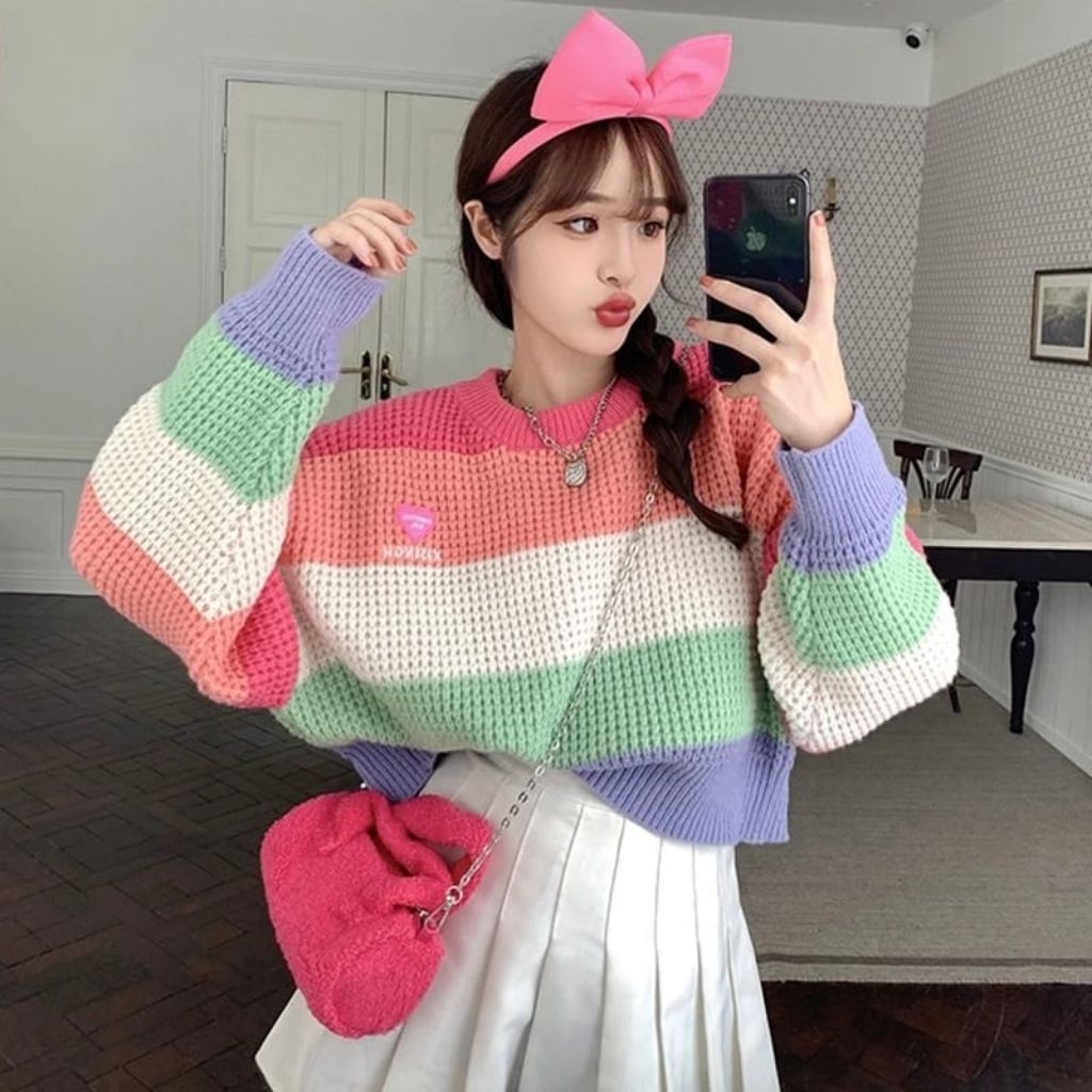 #44 Sweater Rajut Crop Lengan Balon Salur Rainbow