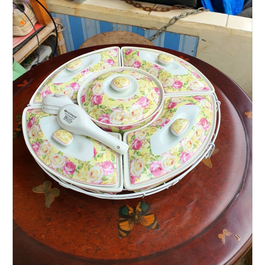 Set Prasmanan Vicenza Preloved